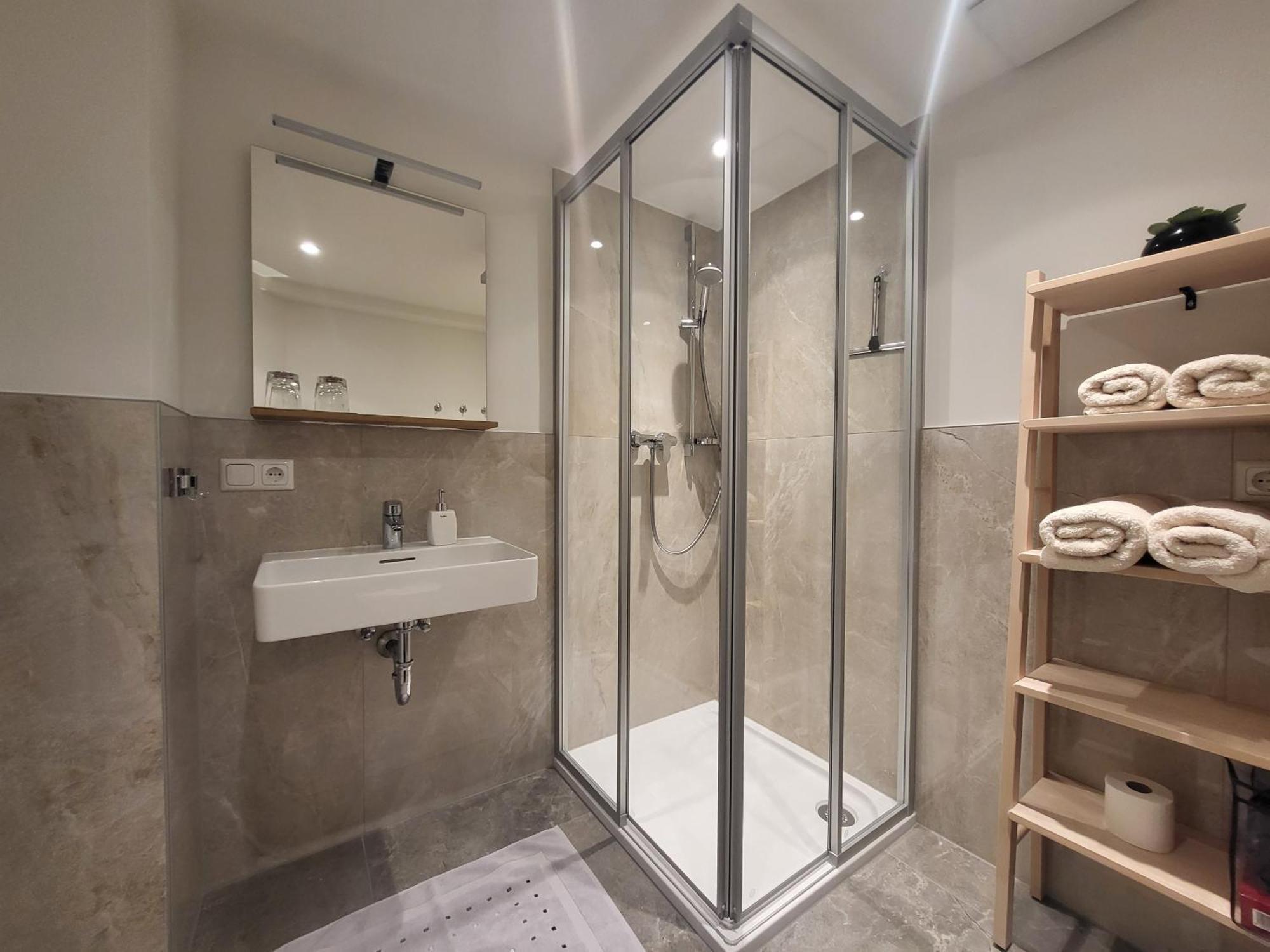 Appartements Mayr Inklusive Ganzjaehrig Gratis Zugang Zur Alpentherme Und Im Sommer Kostenlose Bergbahnnutzung Bad Hofgastein Eksteriør bilde
